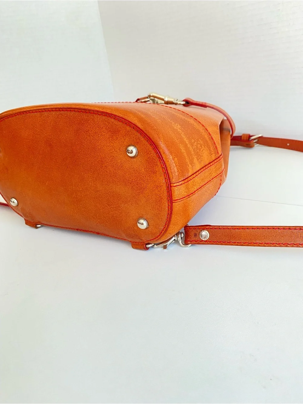 Vintage Dooney & Bourke Cognac Pyramid Alto Sling